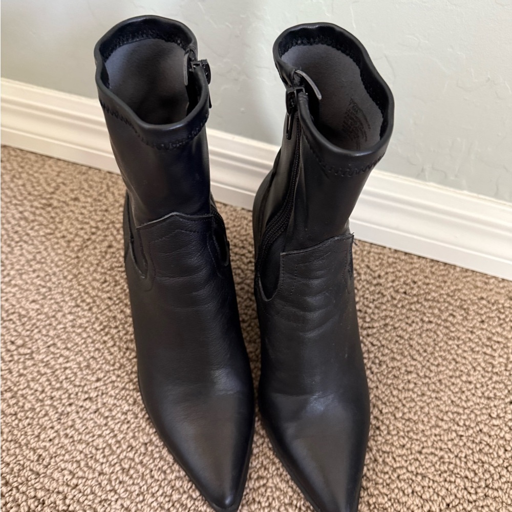 Steve Madden Black Heeled Boots - Picture 3 of 4